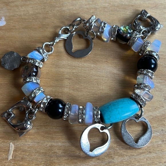 Vintage turquoise, glass beads and silver hearts - Picture 1 of 2